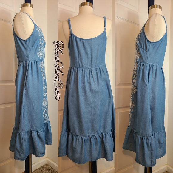 2 POCKETS ! Denim Button Up Embroidered SunDress - Picture 8 of 9